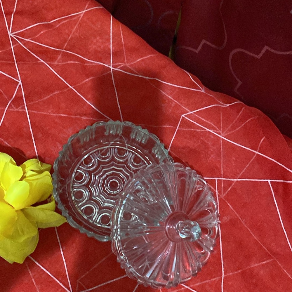 Vintage Candy Dish Glass Bowl - Picture 7 of 10